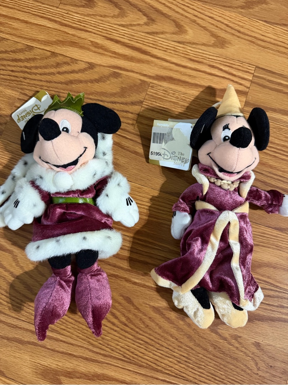 Vintage Disney Store King Arthur Mickey & Guinevere Minnie 8" Medieval Plush Set